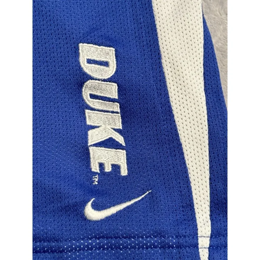 Nike product pair